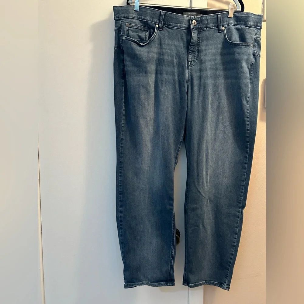 Torrid bombshell straight leg jeans